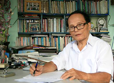 Nhà thơ Giang Nam 