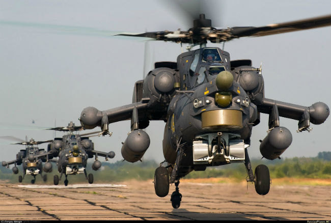 Được mệnh danh là thợ Săn Đêm của Không quân Nga, chiếc máy bay Mi-28 mang một súng duy nhất tại bệ pháo dưới mũi, các vũ khí treo ngoài được gắn trên các mấu cứng dưới cánh phụ.