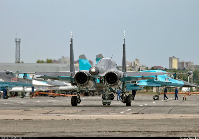 Su-34, với vai trò thay thế Su-24, là loại máy bay nằm trong mục tiêu hiện đại hóa của Nga, giai đoạn 2006 - 2015.