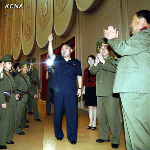 Ông Kim Jong Un cũng thực hiện một loạt những cải cách như: cho phép phụ nữ Triều Tiên đi giày cao gót; người dân được nghe nhạc phương Tây, được mua sắm hàng hóa xa xỉ nhập khẩu và đặc biệt là vụ bãi nhiễm các chức vụ của lãnh đạo quân sự có ảnh hưởng nhất của quân đội Triều Tiên là Tổng Tham mưu trưởng Ri Yong-ho hồi cuối tháng 7... Ông Kim cũng 