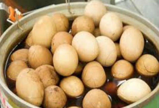 Các nhà khoa học thuộc trường Đại học Naples Federico II (Ý) đã phát hiện khí hydrogen sulphide - vốn có vai trò làm nên cái mùi “đặc trưng” của trứng thối - có thể góp phần làm cho dương vật cương cứng.