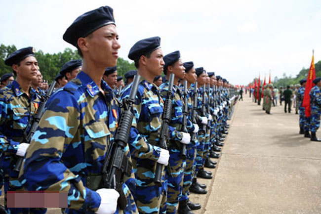 Cùng với đó là lực lượng Cảnh sát biển Việt Nam. Ngoài nhiệm vụ bảo vệ chủ quyền Tổ Quốc trên biển, Cục Cảnh sát biển Việt Nam sẽ bảo đảm môi trường an toàn cho ngư dân.