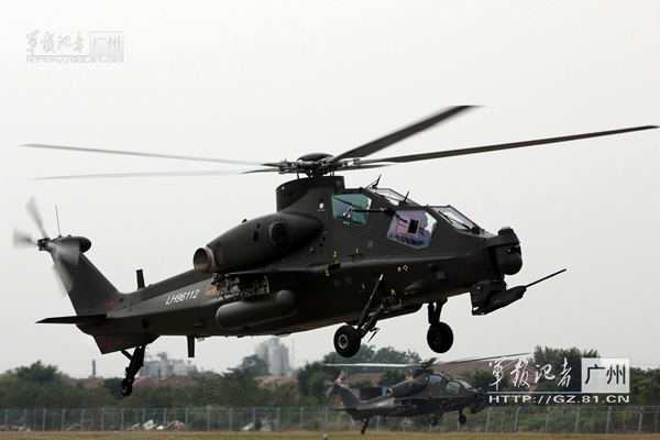 Ảnh cận trực thăng WZ10 của Trung Quốc tham gia diễn tập...