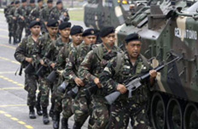Trong một diễn biến khác, Chính phủ Phillippines đã ban hành đạo luật mới cho phép mở rộng quá hình hiện đại hóa quân đội trong vòng 15 năm tới. Việc   ban hành đạo luật mới của Tổng thống Aquino là một động thái nhằm tăng cường khả năng quân sự của Phillippines, giải quyết các mối đe dọa nội bộ từ các   lực lượng nổi dậy. 