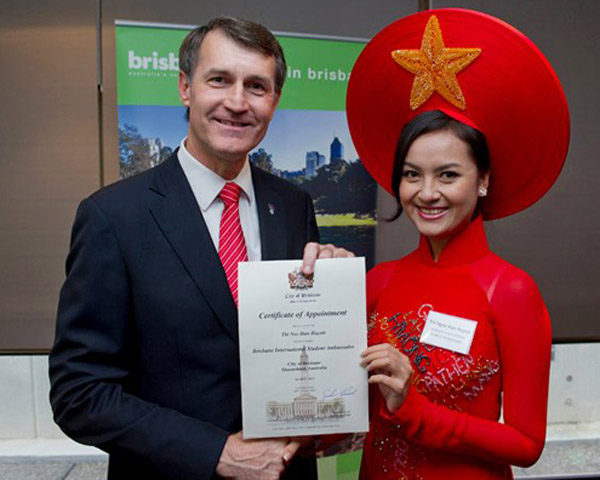 Huỳnh Thị Ngọc Hân được xem là người đầu tiên làm đơn tự ứng cử vào vị trí Đại sứ Du lịch Việt Nam. 