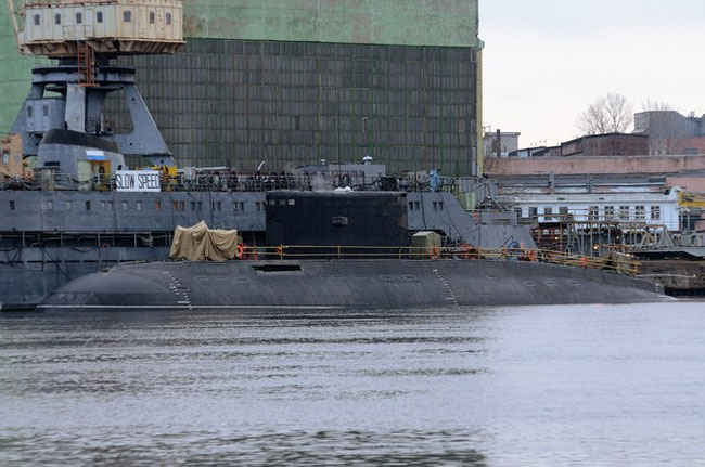 Theo kế hoạch, sau khi trải qua thời gian thử nghiệm trên biển, tàu ngầm Kilo đầu tiên sẽ trở về cảng để khắc phục những thiếu sót và bàn giao cho khách hàng trong năm 2013.