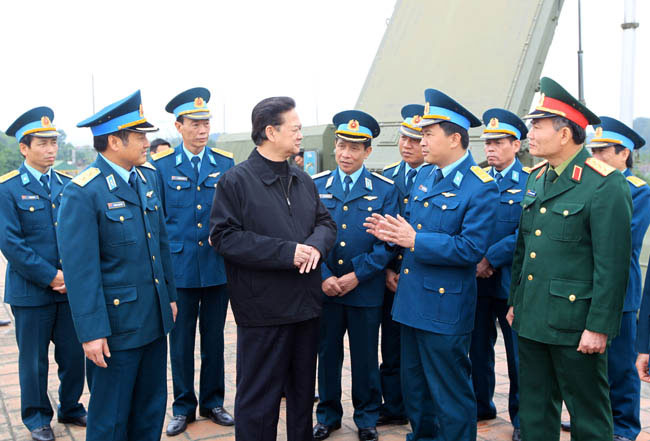 Thủ tướng Nguyễn Tấn Dũng đề nghị Sư đoàn tiếp tục phát huy truyền thống anh hùng luôn sẵn sàng tinh thần chiến đấu cao trong mọi tình huống, trước hết là làm chủ vũ khí, khí tài hiện đại và huấn luyện chiến đấu. 