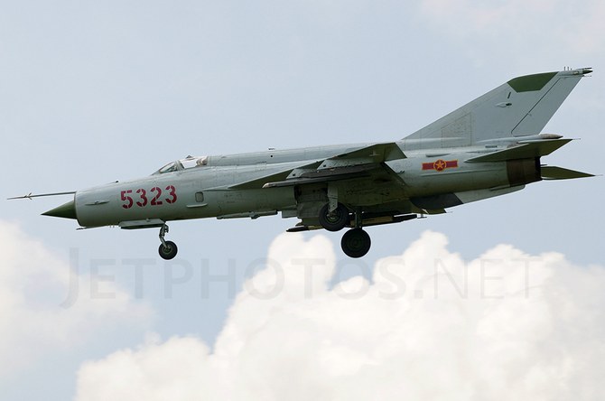 Theo Wikipedia, hơn 50 quốc gia trên 4 lục địa đã sử dụng loại máy bay này, và hiện nay MiG-21 vẫn đang hoạt động trong không quân một số quốc gia sau 50 năm khi nó bay lần đầu tiên. Có khoảng 10.352 chiếc MiG-21 được chế tạo. 