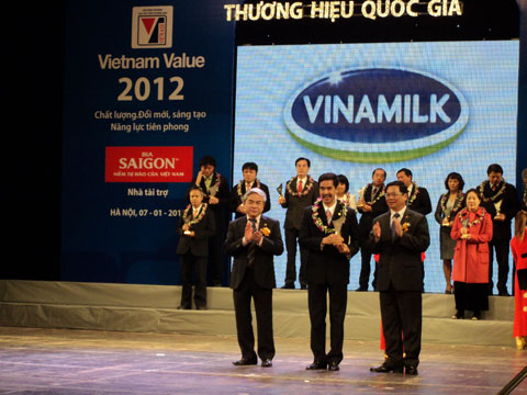 Vinamilk đã tiếp tục được vinh danh Thương hiệu quốc gia lần thứ 2.