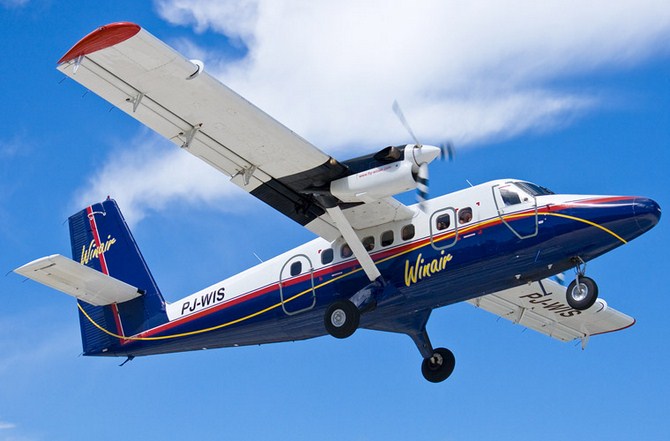 Theo Viking Air, lễ bàn giao chiếc DHC-6 Twin Otter đầu tiên cho Hải quân Việt Nam đã được tổ chức tại sân bay quốc tế Victoria vào cuối tháng 11/2012 vừa qua.