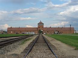 Trại tập trung Auschwitz-Birkenau của Đức Quốc xã. Được UNESCO công nhận là di sản thế giới.