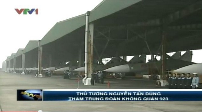 Theo quan sát cho thấy, Trung đoàn không quân 923 thuộc Sư đoàn không quân 371 có thể đã được trang bị tới 12 chiến đấu cơ đa năng Su-30MK2.
