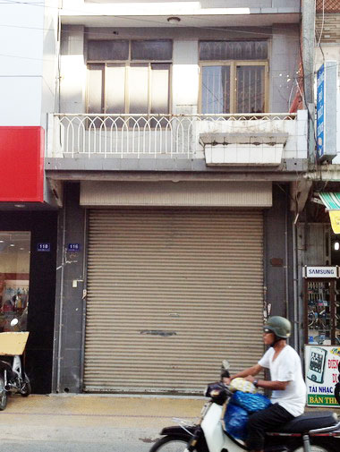 Căn nhà một trệt một lầu trên đường Hai Bà Trưng, TP Sóc Trăng từng được gia đình ông Khuân cho thuê mở cửa hàng xe đạp. Ảnh: Duy Khang