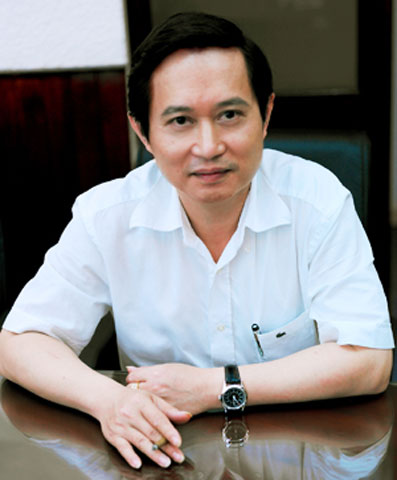 Tháng 3/2012, bằng việc mua lại toàn bộ 70% cổ phần của khách sạn 5 sao Deawoo Hà Nội từ doanh nghiệp Hàn Quốc trong liên doanh Daewoo – Hanel, công ty Điện tử Hà Nội (Hanel) do ông Nguyễn Quốc Bình - Tổng giám đốc đã sở hữu 100% vốn của Khách sạn Daewoo Hà Nội.
