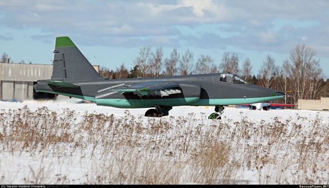 Su-25SM3 được trang bị các hệ thống điện tử hàng không và vũ khí hiện đại, gồm một hệ thống dẫn đường vệ tinh GLONASS (GPS) có khả năng để lập trình các điểm cuối trên bản đồ với độ chính xác 10 mét, cho phép phi công có thể hoạt động độc lập mà không cần tới sự hỗ trợ của các phương tiện mặt đất.