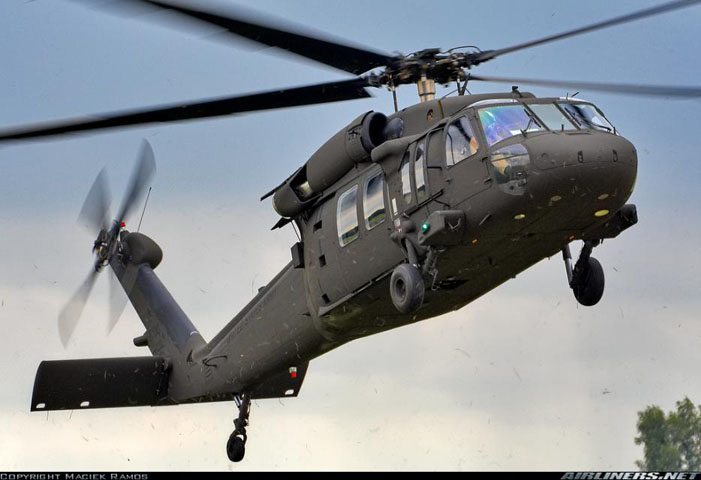 60 trực thăng UH-60M Black Hawk sẽ thay thế các trực thăng vận tải cũ Bell UH-1H của Đài Loan được mua từ những năm 1970. Nhu cầu về trực thăng Black Hawk ngày càng trở nên cấp bách sau khi cơn bão Morakot làm hơn 700 người Đài Loan thiệt mạng hồi năm 2009.