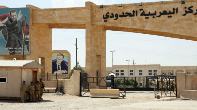 Cùng ngày cũng xuất hiện thông tin chưa được xác nhận rằng quân đội Iraq đã giúp lực lượng chính phủ Syria giành quyền kiểm soát biên giới chung giữa hai nước từ tay phiến quân. Quân đội Syria đã chiếm lại trạm kiểm soát Al-Yarobiya trên biên giới với Iraq vào tối ngày 1/3. Một phóng viên Al-Arabiya cũng khẳng định quân đội Syria đã giành lại quyền kiểm soát ở khu vực biên giới với Iraq. Thông tin trên được đưa ra sau khi Thủ tướng Iraq Nouri al-Maliki cảnh báo hôm thứ Tư rằng chiến thắng của phe nổi loạn Syria có thể châm ngòi cho một cuộc bạo lực sắc tộc trong đất nước của ông và cả khu vực.