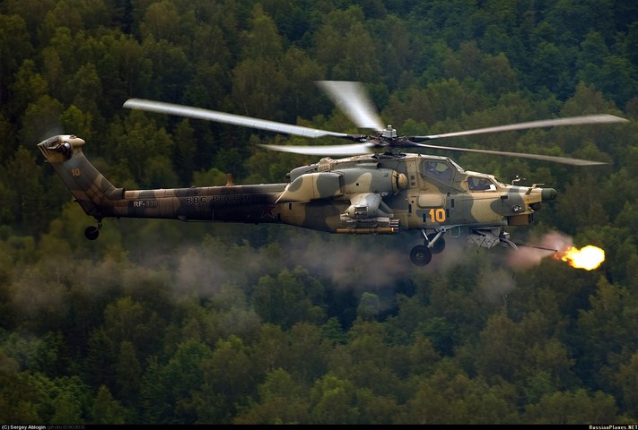 Ngoài tên lửa, Mi-28 còn có một khẩu pháo 30 mm Shipunow 2A42 phía dưới mũi máy bay, cơ số 250 viên đạn, tốc độ bắn tối đa khoảng 550 phát/phút. 