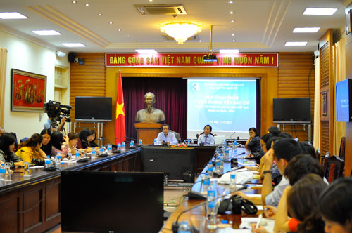 Cuộc họp tham khảo phóng viên về việc bổ nhiệm Đại sứ Du lịch nhiệm kỳ 2013-2014