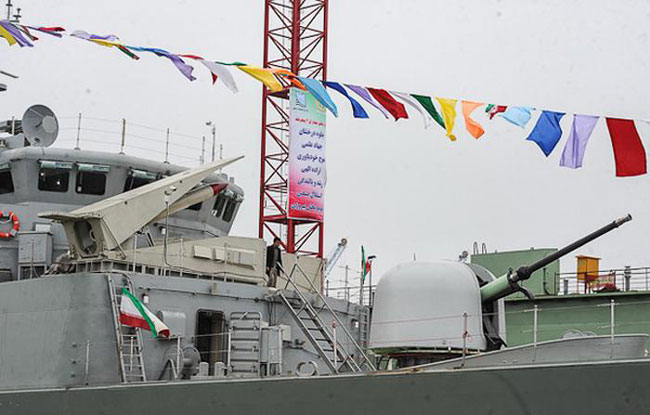  Theo Press TV, khu trục hạm Jamaran-2 có các thiết bị định vị tiên tiến cùng hệ thống phòng thủ hiện đại. 