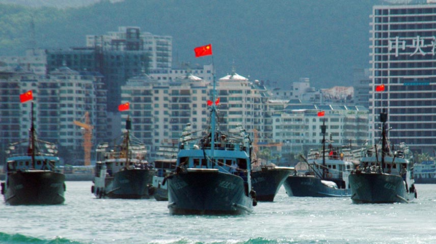Quan chức Trung Quốc Lưu Quế Mậu còn lên giọng khẳng định đây chỉ mới là giai đoạn đầu của chương trình và trong năm nay sẽ có tới 21 tàu ngư chính với tổng cộng 3.000 nhân viên hoạt động phi pháp tại khu vực Trường Sa.