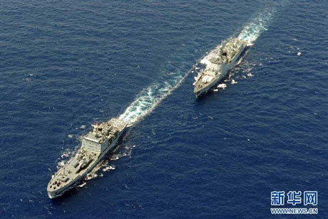 Những hình ảnh về cuộc tập trận trên Biển Đông được đăng tải trên trang tin CRI của Trung Quốc. (Theo TPO)