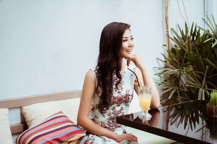   Hoa hậu Ngọc Hân đã bị photoshop quá đà trong một bộ ảnh mới.