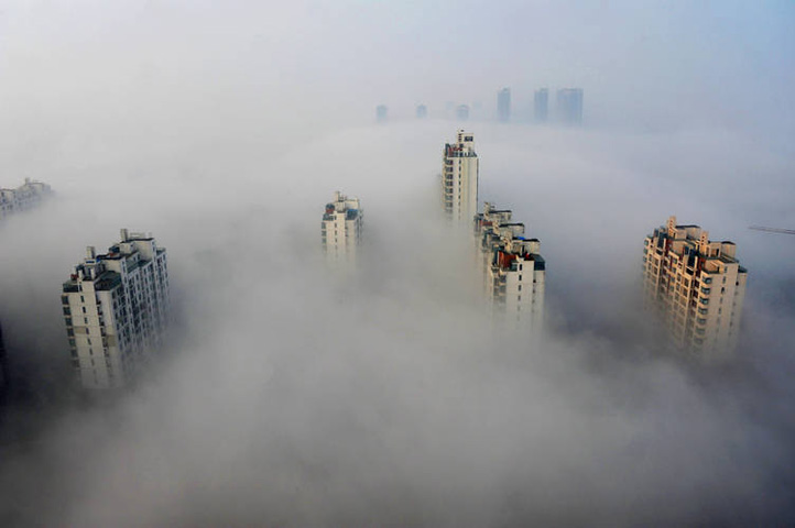 Thời báo Hoàn Cầu ngày 1/4 đưa tin theo báo cáo do tạp chí y học danh tiếng của Anh The Lancet đăng tải, toàn bộ dân số Trung   Quốc tổn thọ khoảng 25 triệu năm do ô nhiễm không khí trầm trọng. Các con số trên đều được thống kê từ những số liệu chính  thức của chính quyền Bắc Kinh.