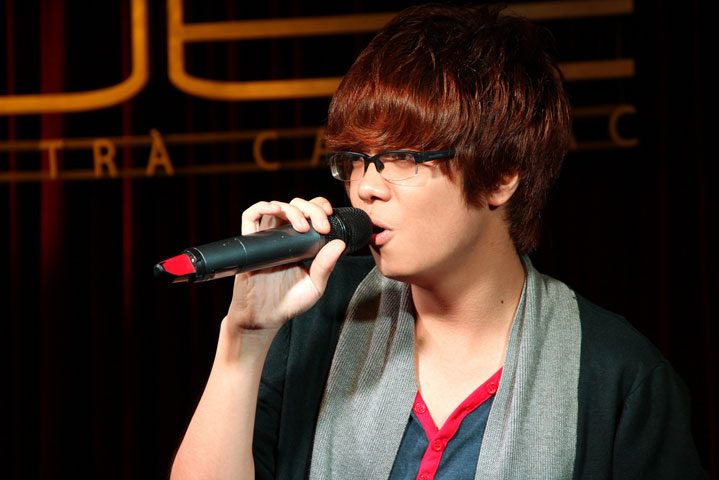    Trên trang cá nhân của nhạc sĩ Toàn Thắng (Nhóc Ten), tác giả ca khúc Lạc, anh cũng đã khẳng định mình không bán ca khúc cho Bùi Anh Tuấn sử dụng.