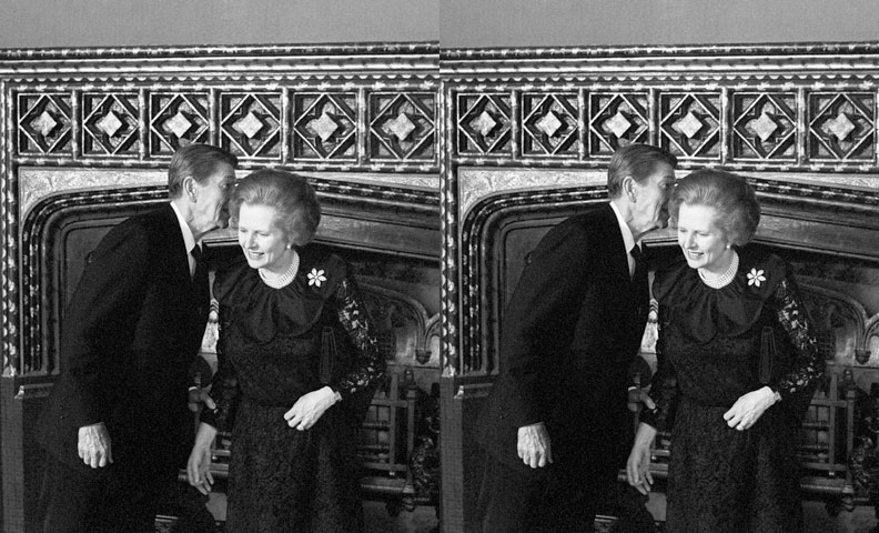 Bà Thatcher đã hình thành được mối quan hệ đặc biệt với Tổng thống Mỹ Ronald Reagan, người bạn tâm giao chính trị của bà.