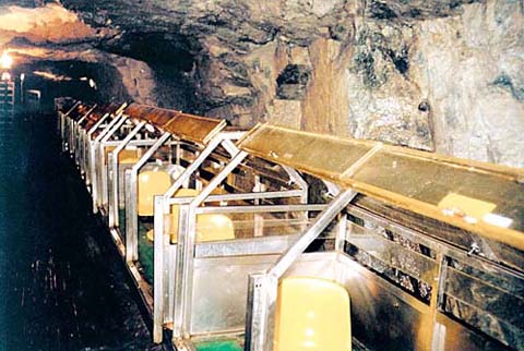 Theo các chuyên gia tình báo Mỹ, việc phát hiện các đường hầm cho thấy Triều Tiên đã đào những đường hầm bí mật chạy xuyên biên giới để sẵn sàng phục vụ chiến đấu. Ảnh: Deltadart (Theo VNE)
