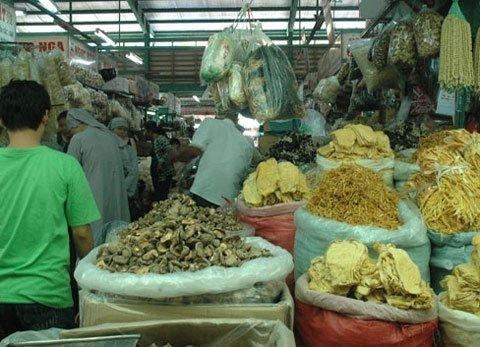 Suốt cả năm 2012, các vụ thực phẩm bẩn, nhiễm độc liên tiếp bị phanh phui. 