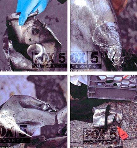 Các bức ảnh mới chụp hiện trường vụ nổ bom đầu tiên tại cuộc đua marathon Boston ngày 15/4 có vẻ như chứng thực ít nhất một chiếc nồi áp suất đã được sử dụng làm thiết bị bom, những mảnh vỡ của một chiếc nồi áp suất làm bằng thép không gỉ, với nhãn hiệu van an toàn là Underwriters Laboratory và một dòng chữ in là “hơi” hoặc “điện”.