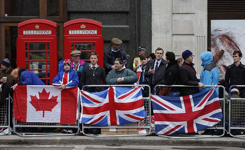 Lần đầu tiên những tiếng chuông của tháp Big Ben - biểu tượng của London - sẽ im lặng kể từ tang lễ của Churchill và hơn 700 nhân viên của quân đội Anh sẽ tham gia trực tiếp trong tang lễ vinh danh người phụ nữ đã đưa nước Anh tới thắng lợi trong cuộc chiến giành quần đảo Falkland với Argentina năm 1982, với sự có mặt của các vị khách quý nước ngoài từ 170 quốc gia.
