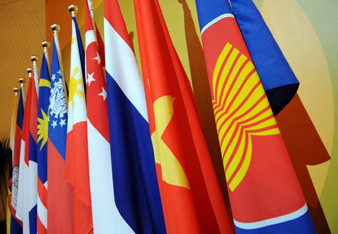 Các nhà lãnh đạo ASEAN sẽ nhóm họp trong tuần này tại Brunei trong bối cảnh làm thế nào để xử lý vấn đề căng thẳng trên Biển Đông đang ngày càng gia tăng sau những hoạt động leo thang làm phức tạp tình hình từ phía Trung Quốc.