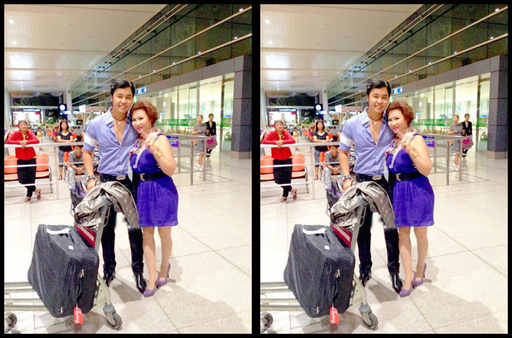 Kỳ nghỉ lễ 30/4-1/5, đích thân bố mẹ, anh chị em Hoàng Việt ra sân bay để đón người yêu của anh - Yvonne Thuý Hoàng trở về từ Thượng Hải.