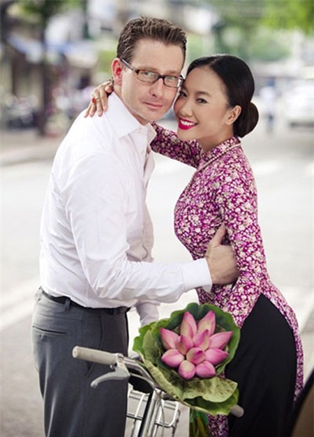 Đoan Trang quen chồng qua một sự kiện do công ty chồng tổ chức
