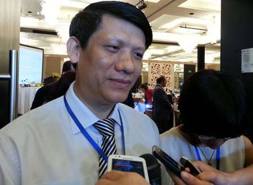 Thứ trưởng Bộ Y tế Nguyễn Thanh Long. 