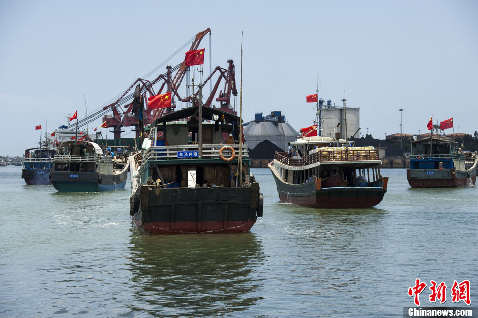 Tàu cá TQ đánh bắt trái phép tại vùng biển của Việt Nam