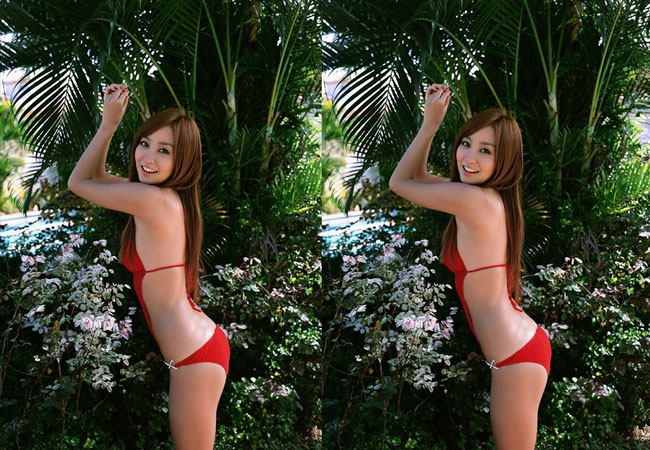 Cô sở hữu rất nhiều fan hâm mộ khắp châu Á với những bộ ảnh bikini nóng bỏng.