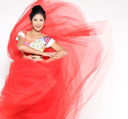 Hoa hậu Ngọc Hân chia sẻ về việc yêu đại gia: 