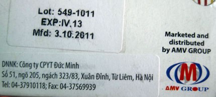 Trên hộp văcxin ghi rõ hạn sử dụng là tháng 4/2013.