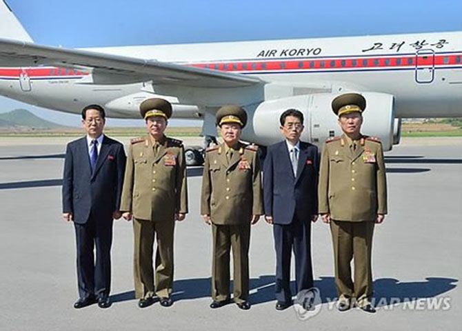 Thông tấn KCNA đưa tin cho biết, CHDCND Triều Tiên đã gửi một trong những quan chức quân sự hàng đầu đến Bắc Kinh hôm 22/5 như một 