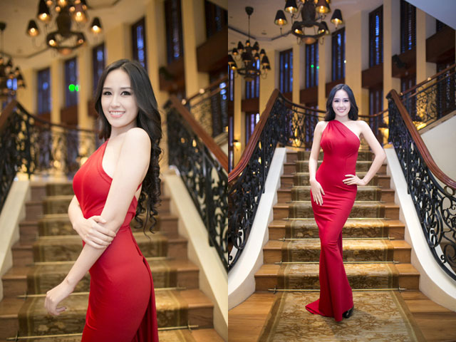Tới dự một sự kiện diễn do hãng rượu H. tổ chức tại TP HCM tối ngày 28/5, Hoa hậu Mai Phương Thúy diện chiếc đầm đỏ thiết kế đơn giản, ôm sát làm tôn lên số đo chuẩn 3 vòng.