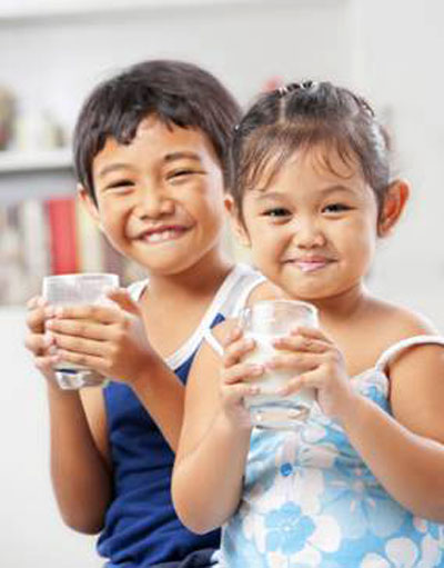 Sữa công thức có hệ dưỡng chất Tummy Care là nguồn dinh dưỡng dễ tiêu hóa và hấp thu, tốt cho hệ tiêu hóa của trẻ (Ảnh minh họa)