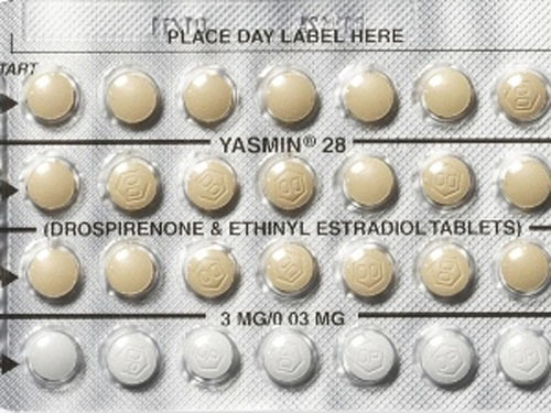 Một vỉ thuốc tránh thai Yasmin. (Ảnh: AP)