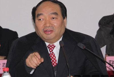 Ông Lôi Chính Phú vốn là cựu bí thư quận ủy Bắc Bội - thành phố Trùng Khánh. 