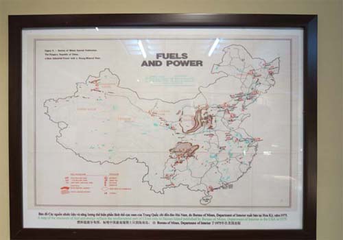 Bản đồ có giá trị nhất về pháp lý và lịch sử: bản đồ Năng lượng của Trung Quốc do Mỹ phát hành năm 1975. 