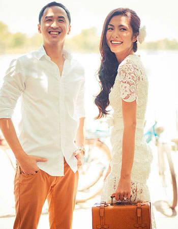 Ngọc nữ Tăng Thanh Hà duyên dáng cùng váy ren trắng chụp ảnh cưới.