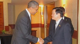 Chủ tịch nước Trương Tấn Sang gặp Tổng thống Hoa Kỳ Barack Obama nhân dịp tham dự Cuộc họp cấp cao TPP tháng 11/2011